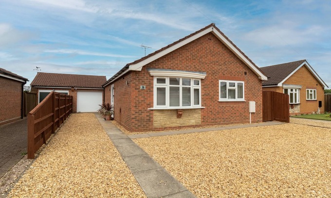 Holbeach Casa | Cedar Drive, Holbeach - 1 to 4 - Self Catering