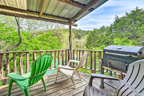 Davis Casa | Cedar Falls Cabin 5 half Mile to Turner Falls