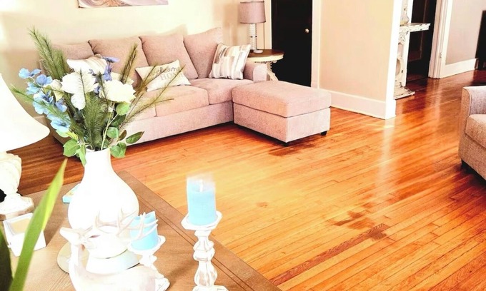 Florence Casa | Cedar Gray is a charming 3-bedroom located one block from historic downtown.