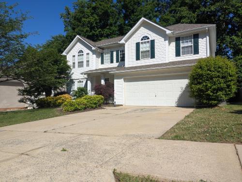 Concord Casa | Cedar's Corner In Concord Spacious & Clean