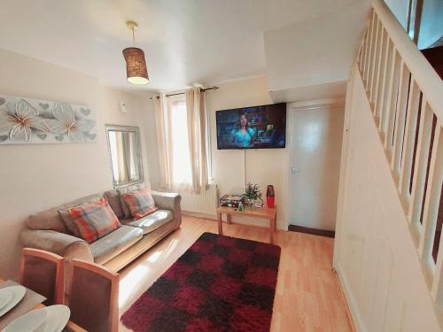 Chatham Apartamento | Cedar Villa - Perfect For Longer Stays