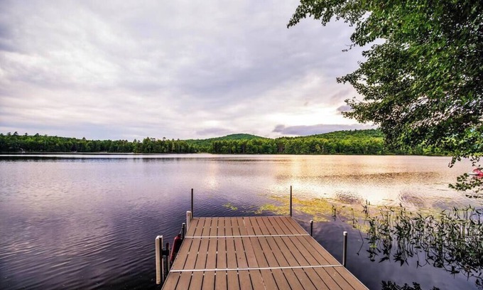 Alton Bay Casa | CedarHaus: Your Lakeside Retreat by Hills Pond