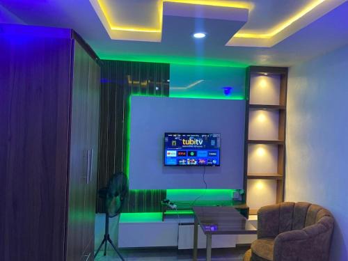 Abeokuta Apartamento | Cee&Tee ABEOKUTA 2BR-247Electricity - Solar Inverter AC in bedrooms