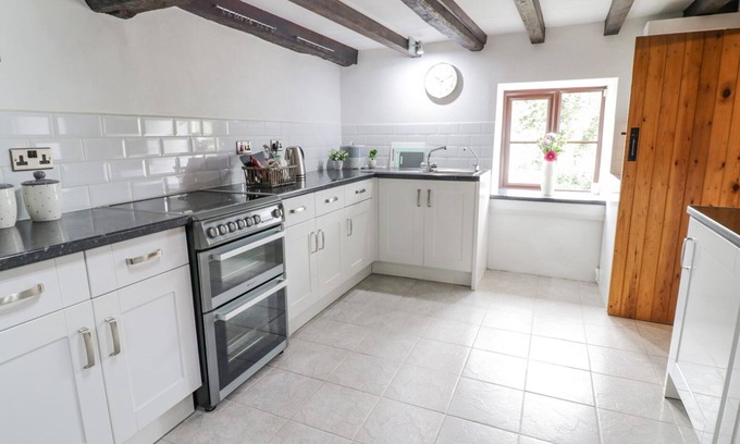 Machynlleth Cabaña | CEFN, pet friendly, character holiday cottage in Mallwyd
