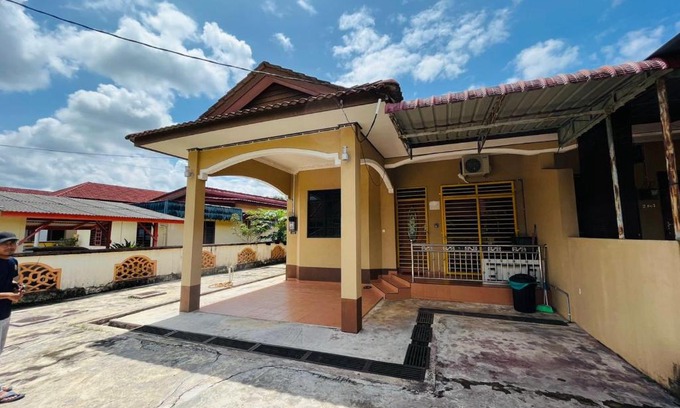Kampung Kepong Casa | Cendana Residence Homestay Pengadang Baru Kuala Terengganu