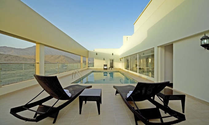 Muscat Hotel | Centara Life Muscat Dunes Hotel