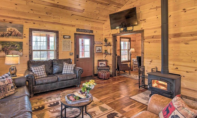 Centerville Cabina | Centerville Cabin Rental: 68 Mi to Nashville!