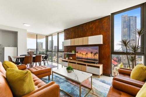 Parramatta CBD Apartamento | Central 2-Bed with Parking & Stunning Views
