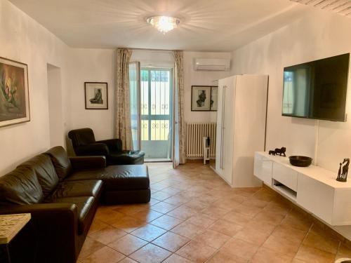 De Angeli Apartamento | Central apartment in villa, garden and Netflix