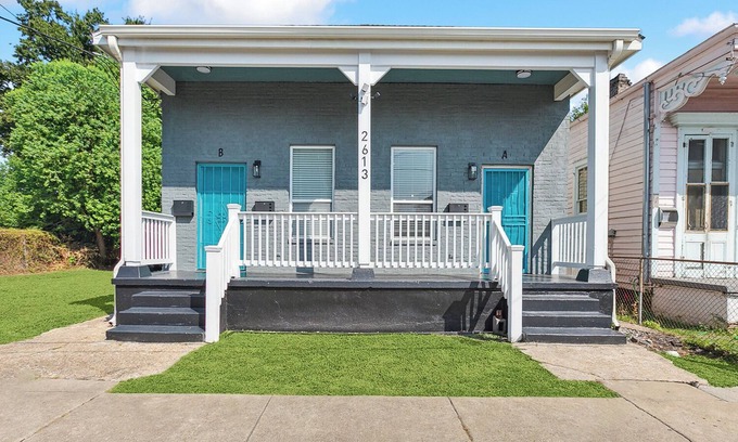 Faubourg Livaudais Casa | Central City Hideaway--3 blocks off St. Charles Avenue