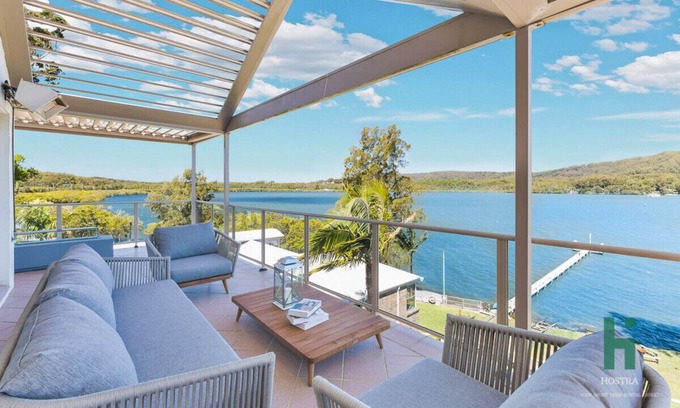 East Gosford Otro | Central Coast Moon Lake Resort