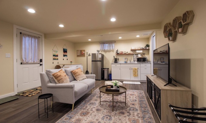 Vancouver Casa | Central & Cozy Studio near PDX
