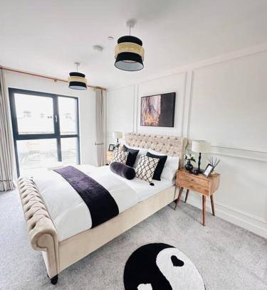 Derby Apartamento | Central Derby Urban 2 Bedroom Flat - An Oasis of Elegance! Free Parking and Wifi suitable for families and professionals