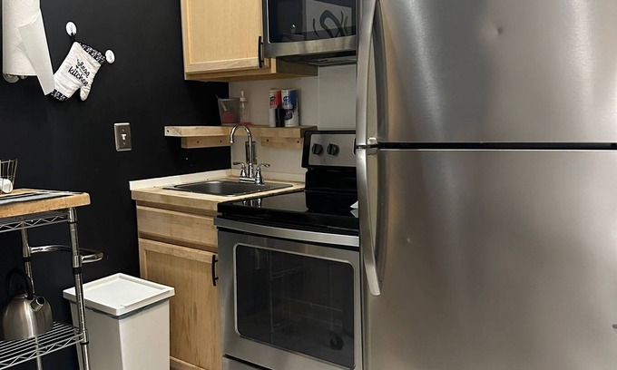 Downtown Pittsburgh Apartamento | Central Downtown Queen Bed Walk to all Venues
