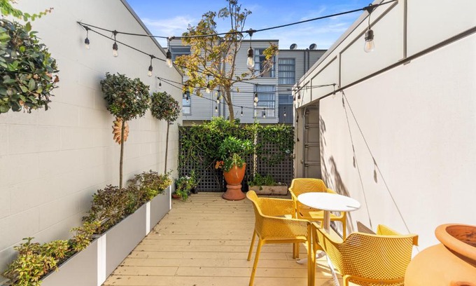 Mount Wellington Casa | Central Haven - Stonefields Holiday Townhouse