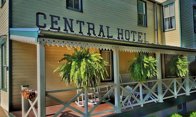 Treloar Cama Y Desayuno | Central Hotel