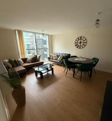 Central Milton Keynes Apartamento | Central Hub Flat