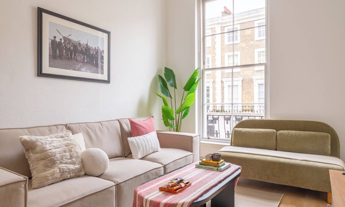 Westbourne Green Apartamento | Central London 3BR in a British Stucco Townhouse