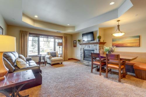 McCall Apartamento | Central McCall Getaway Walk to Payette Lake!
