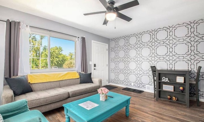 Omaha Casa | Central Omaha Home- perfect for business travelers