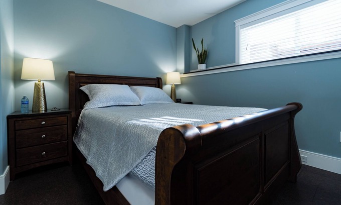 Fernwood Apartamento | Central Park Prestige (B) - A Brand New Boutique Hotel Style Room Near Downtown