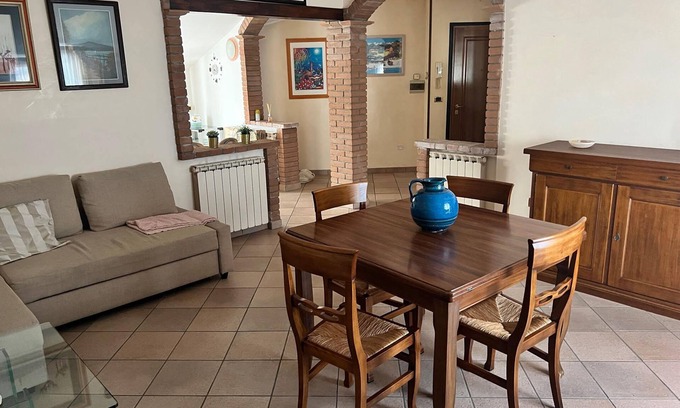 Porto Viro Apartamento | Central penthouse in Porto Viro