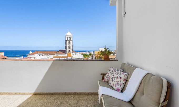 Garachico Apartamento | Central Penthouse w big Terrace Ocean City View