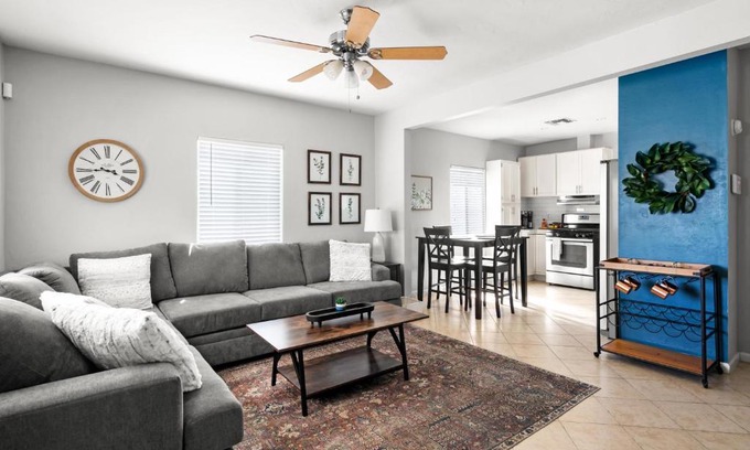 Camelback East Casa | Central Phoenix Charmer