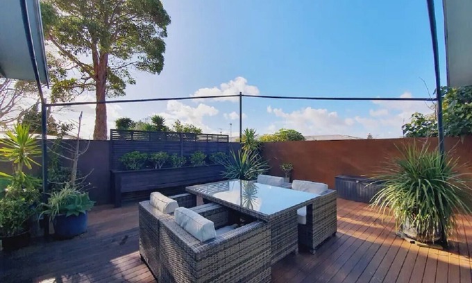 Auckland Casa | Central - Private and Quiet King Suite Unit