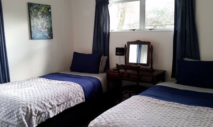Auckland Casa | Central - Private and Quiet Twin Room Unit