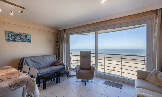 Koksijde-Bad Apartamento | Apartamento céntrico frente al mar en Koksijde