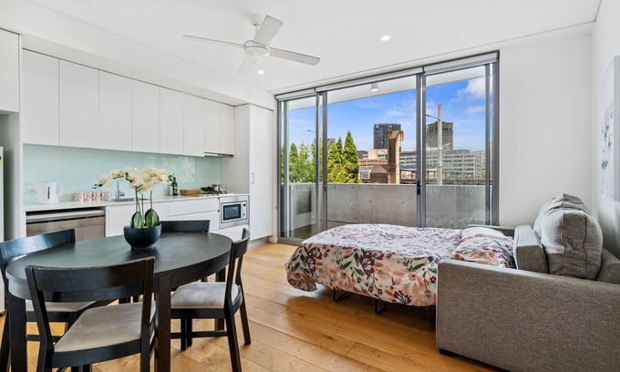 Surry Hills Hotel | Central station Apartments