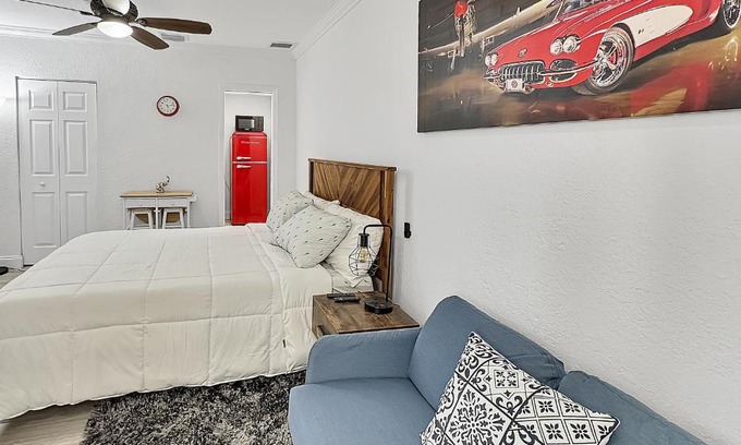 Coral Way Apartamento | Central Studio 17