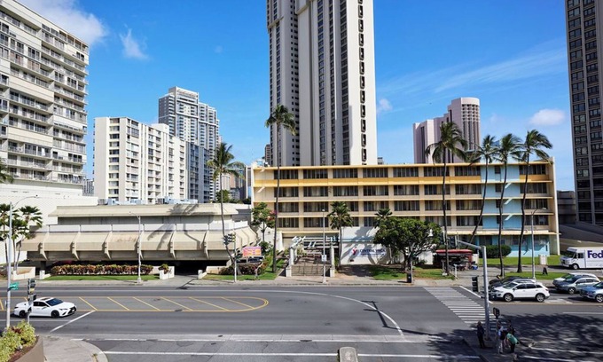 Ala Moana Hotel | Central YMCA Residences