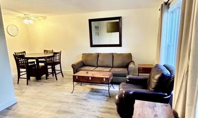 Summerside Casa | Centrally located, newly renovated 2 Bedroom, 1 bathroom
