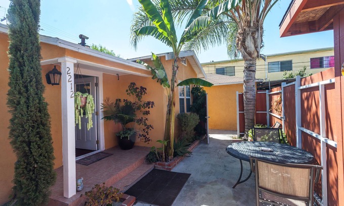 Mid City Cabaña | 12 Al lado de Hollywood y privadas con Encanto Casa Exec o Vac