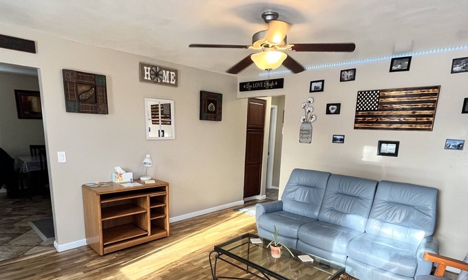 Billings Casa | Centrally located 2 bedroom, 1 bath home.