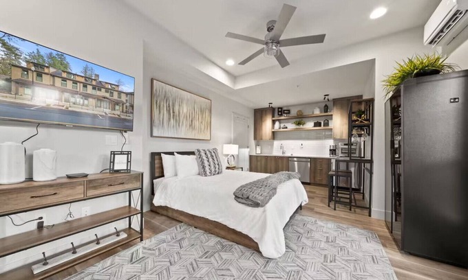 Walluga Apartamento | Centrally Located Dog-Friendly Lake Oswego Studio