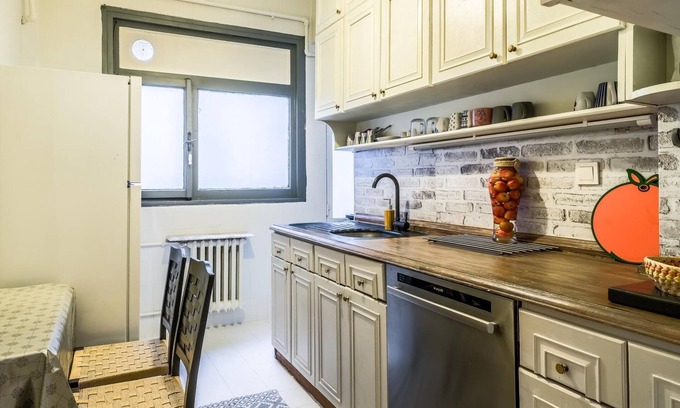 Macka Apartamento | Centrally Located Flat in Besiktas