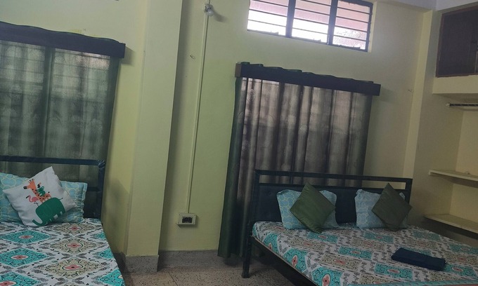 Sualkuchi Apartamento | Centrally located in the City of Guwahati.good communication.Family friendly