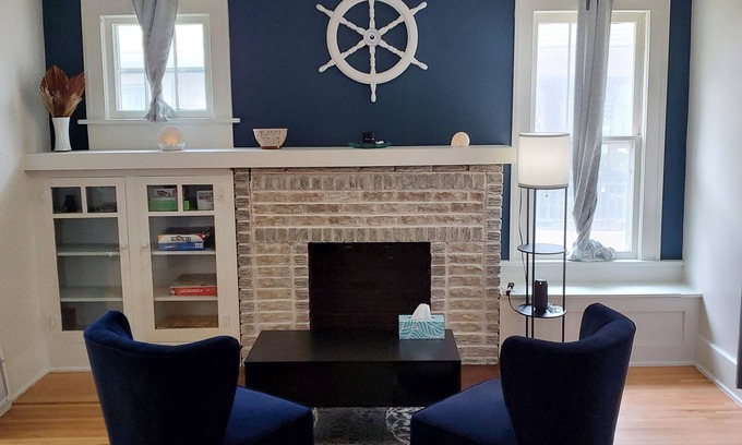 Wichita Casa | Centrally located in the heart of downtown. 5 min from Wesley & St Joe Hospitals