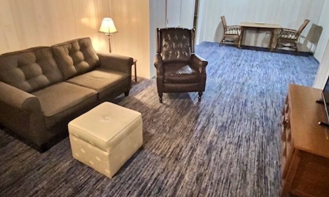 Schnitzelburg Apartamento | Centrally located in Germantown and can walk to everything