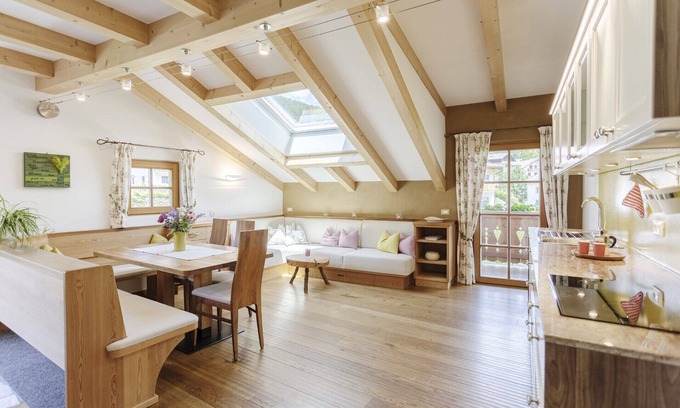 Ortisei Apartamento | Centrally located apartment in the heart of the Dolomites