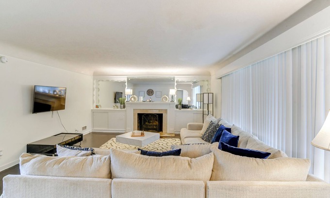 Benson Casa | Centrally Located Omaha Home w/ Spacious Yard!