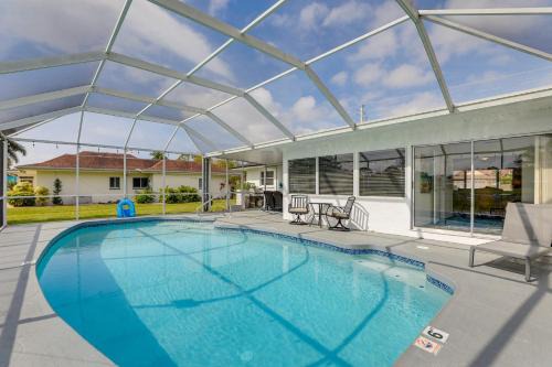 Whitfield Casa | Centrally Located Sarasota Home with Heated Pool!