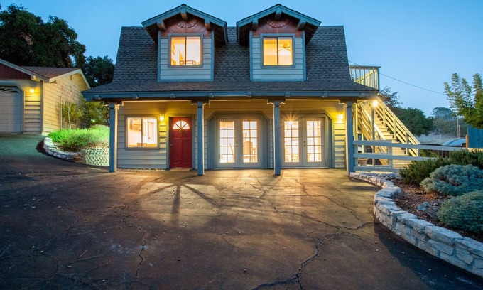 Atascadero Apartamento | Situado en el centro de Wine Country, junto con un corto trayecto en coche al océano.