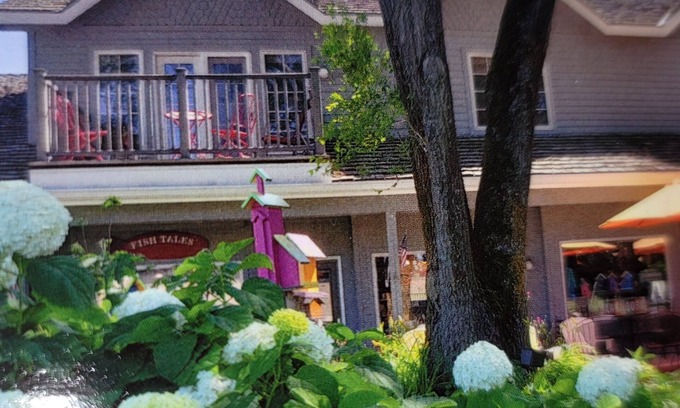 Fish Creek Condominio | Centrally located to everything Fish Creek has to offer