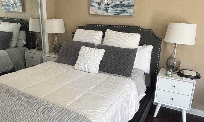 Thousand Oaks Apartamento | Centrally Located Studio with Private Entrance and Furnished Patio with BBQ