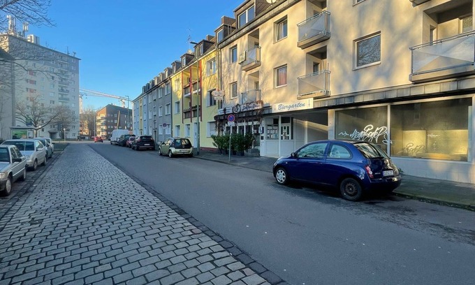Duisburg Mitte Apartamento | CentralSuites Duisburg - Shower, Livingroom & WIFI