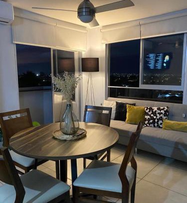 San Juan de Dios Apartamento | Centro histórico Downtown Depto completo alberca climatizada AC parking free seguridad 24 hras